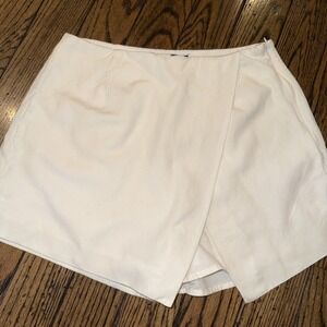 Lulu's Envelope Skort Off White Women's Small Side Zip Asymmetric 2" Linen Blend